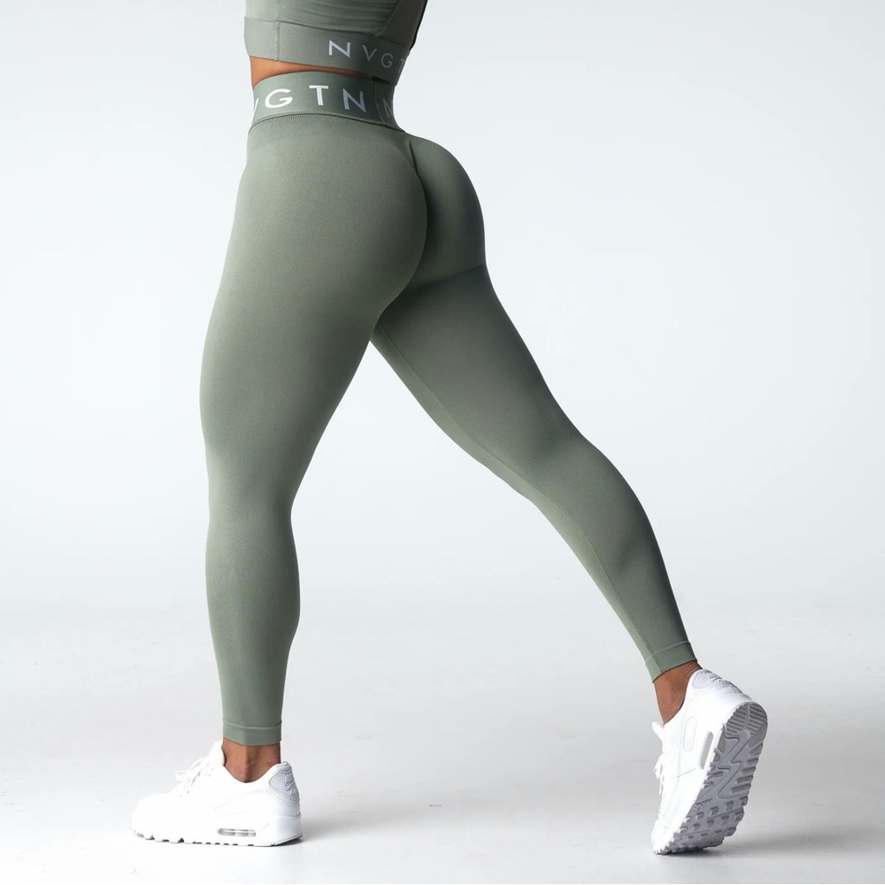 NWOT NVGTN Sport Seamless Leggings Sage Green - SIZE M